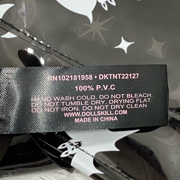 TRICKZ N TREATZ Bat My Lashes Print PVC Vinyl Mini Dress Bat Crescent Moon Black - Picture 14 of 14